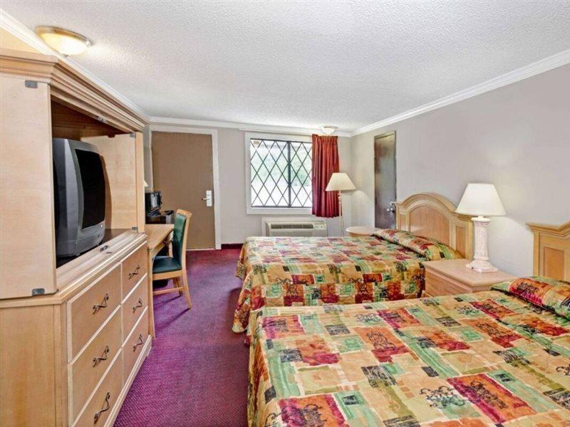 Knights Inn Austell Εξωτερικό φωτογραφία